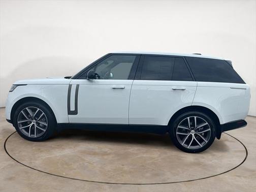 2025 Land Rover Range Rover P400 SE