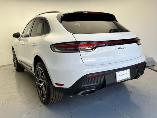 2026 Porsche Macan T