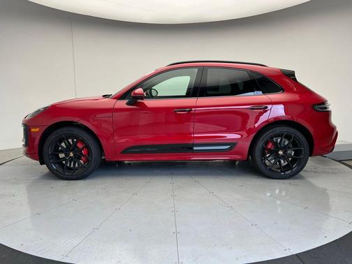 2024 Porsche Macan GTS