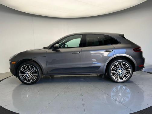 2018 Porsche Macan Sport Edition
