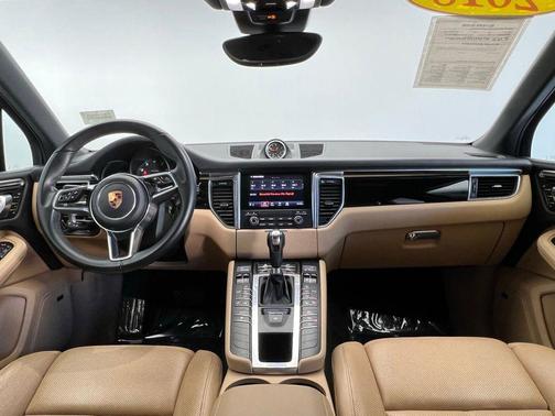 2018 Porsche Macan Sport Edition