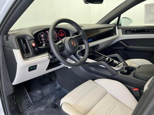 2025 Porsche Cayenne Cayenne