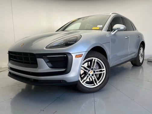 2022 Porsche Macan 