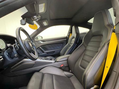 2022 Porsche 911 Turbo