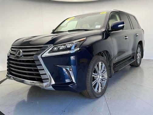 2016 Lexus LX 570 Base