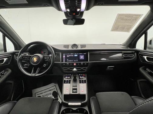2024 Porsche Macan GTS
