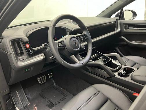 2026 Porsche Cayenne Cayenne Turbo E-Hybrid