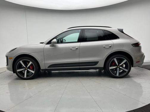 2023 Porsche Macan S