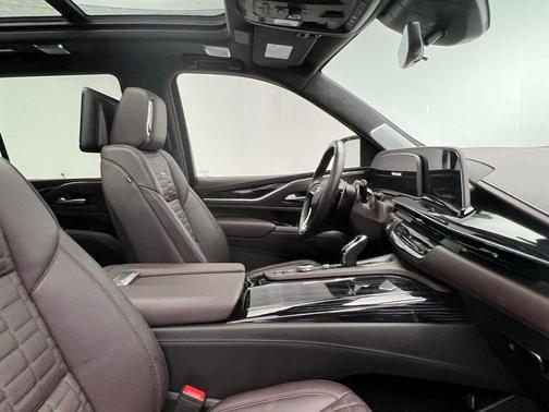 2023 Cadillac Escalade V-Series