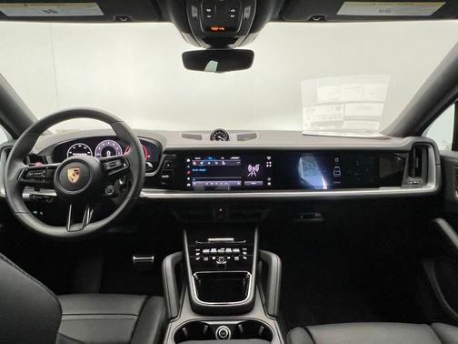 2025 Porsche Cayenne S