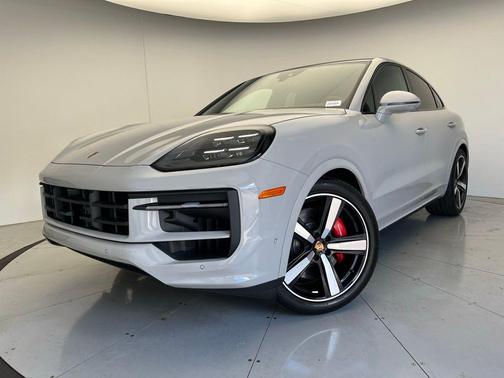 2025 Porsche Cayenne S