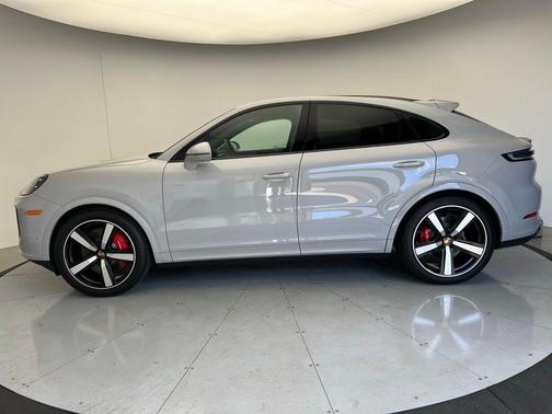 2025 Porsche Cayenne S