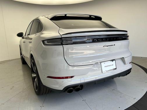 2025 Porsche Cayenne S