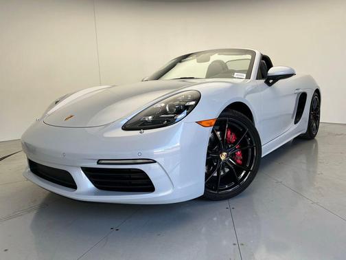 2023 Porsche 718 Boxster S