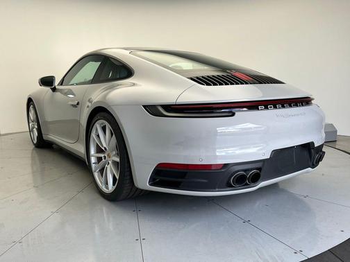 2024 Porsche 911 Carrera 4S