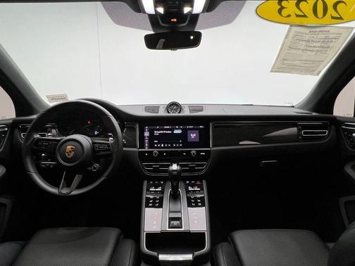 2023 Porsche Macan GTS
