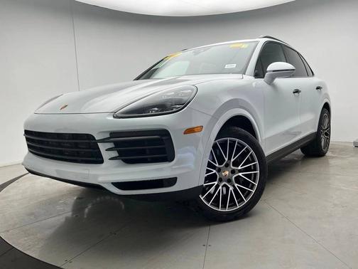 2022 Porsche Cayenne 