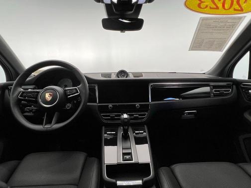 2023 Porsche Macan S
