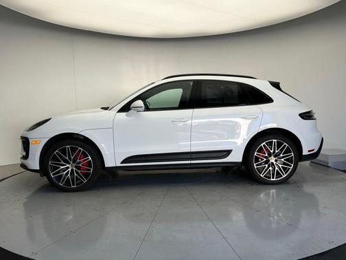 2023 Porsche Macan S
