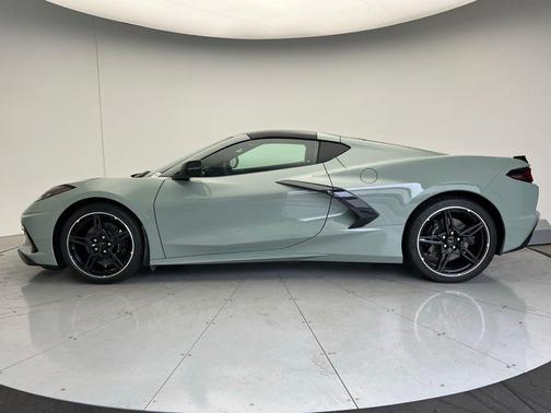 2024 Chevrolet Corvette Stingray w/1LT