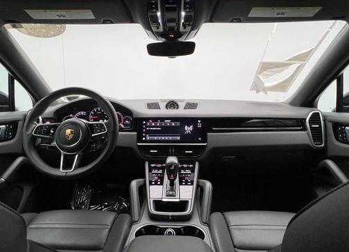 2022 Porsche Cayenne Cayenne