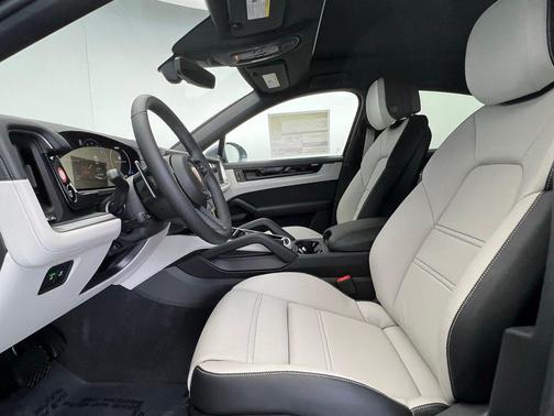 2026 Porsche Cayenne Cayenne E-Hybrid