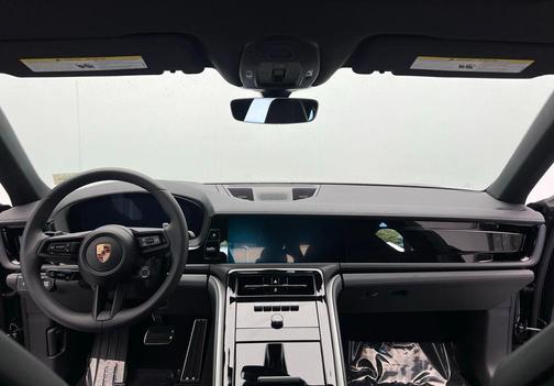2025 Porsche Panamera 