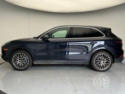 2022 Porsche Cayenne Cayenne