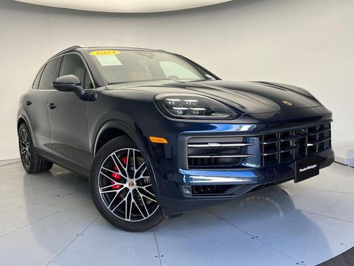 2024 Porsche Cayenne S