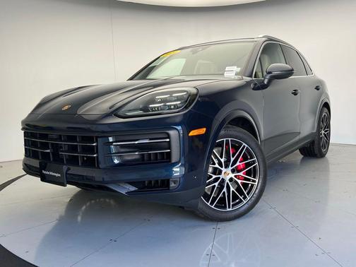 2024 Porsche Cayenne S