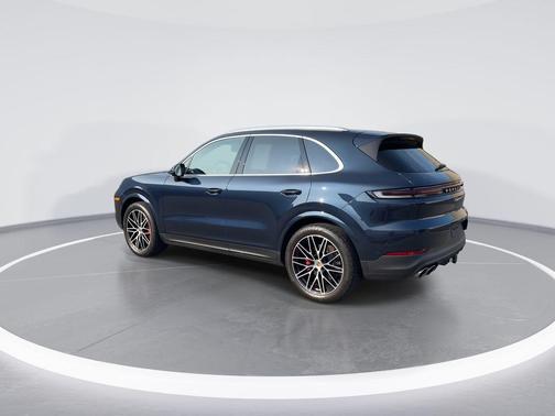 2024 Porsche Cayenne S