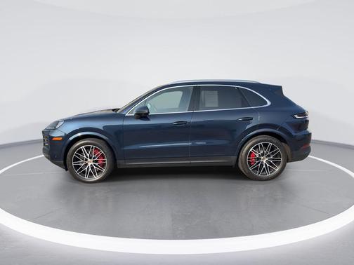 2024 Porsche Cayenne S