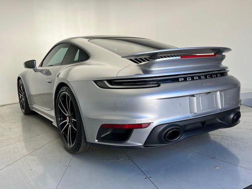 2021 Porsche 911 Turbo