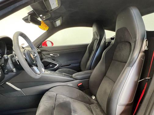 2018 Porsche 718 Cayman S