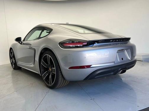 2025 Porsche 718 Cayman 