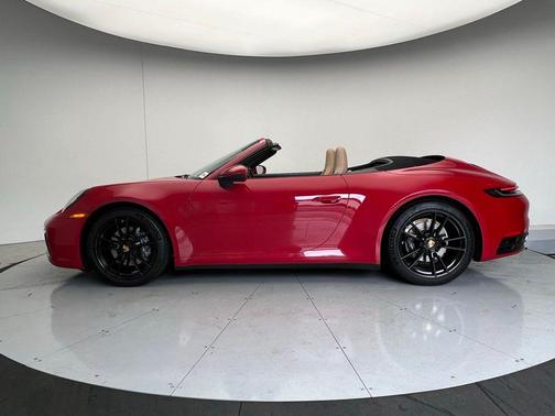 2021 Porsche 911 Carrera