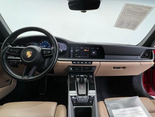 2021 Porsche 911 Carrera