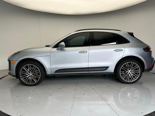 2024 Porsche Macan