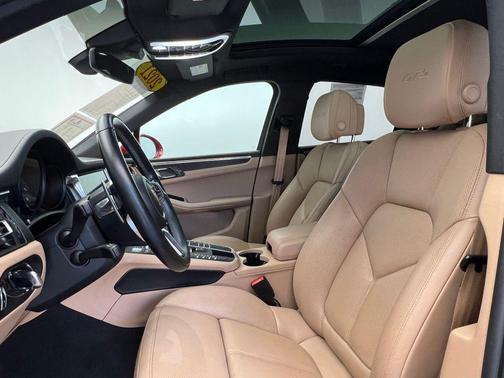 2021 Porsche Macan GTS