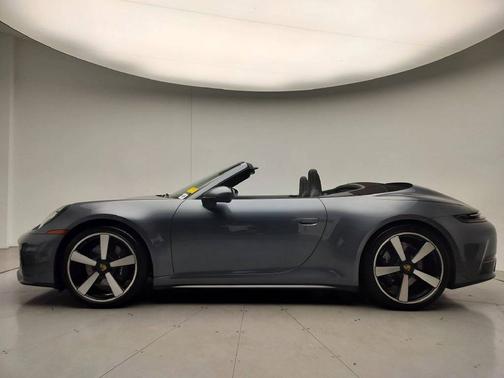 Vanadium Grey Metallic 2025 Porsche 911