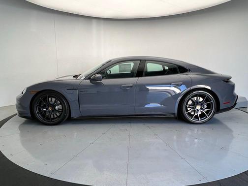 2025 Porsche Taycan GTS