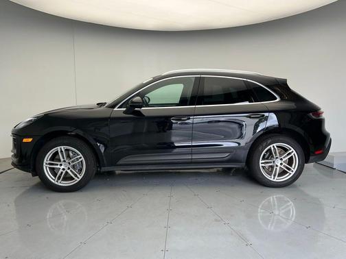 2022 Porsche Macan