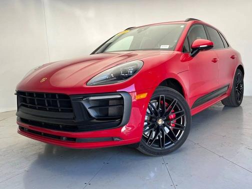 Carmine Red 2022 Porsche Macan