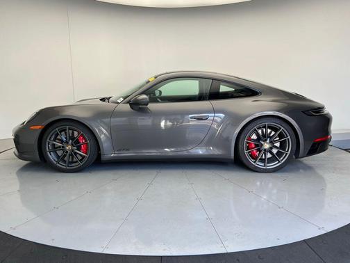 2023 Porsche 911 Carrera GTS