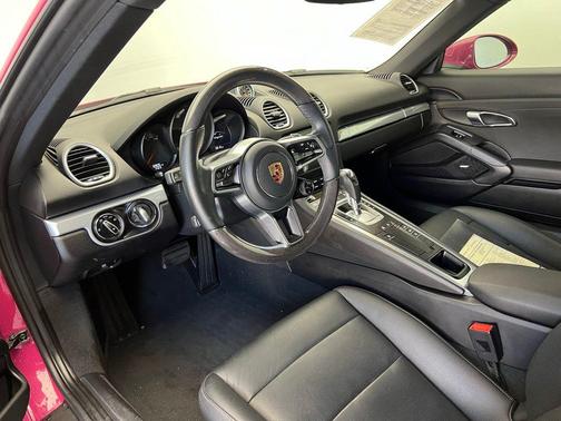 2024 Porsche 718 Cayman 