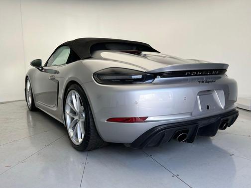2020 Porsche 718 Spyder 