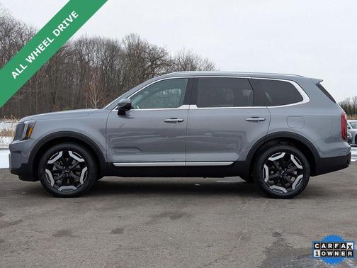 2023 Kia Telluride S