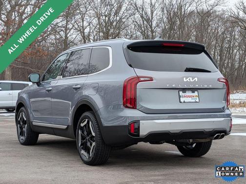 2023 Kia Telluride S