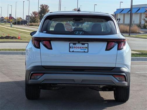 2025 Hyundai TUCSON SE