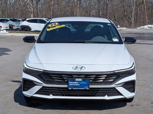 2025 Hyundai ELANTRA Sport